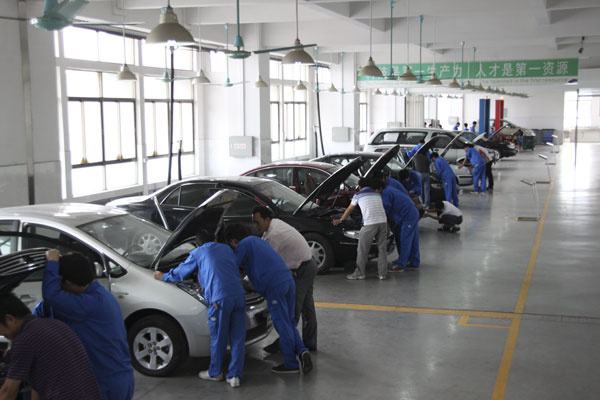 汽車檢測與維修技術專業