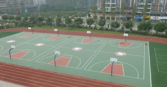 棕北中學西區實驗學?！赋踔胁俊?></a></div>
            <dl>
              <dt><a href=
