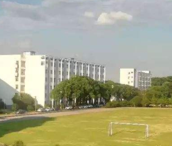 四川電大直屬學院郫都區教學點「電大」