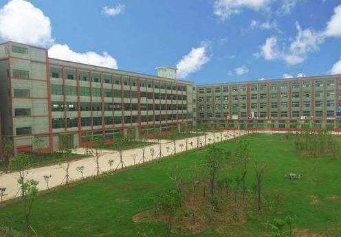 綦江縣古南鎮創新學校