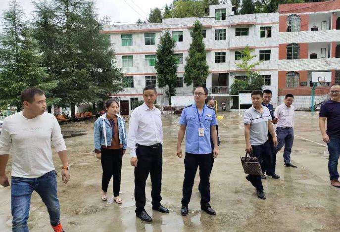 開江縣甘棠鎮初級中學