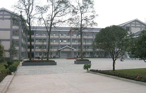 唐場鎮初級中學