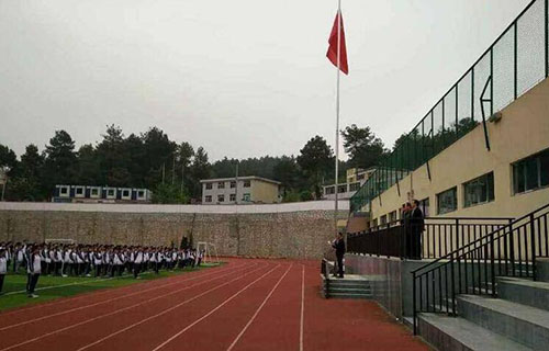貴陽市白云區南湖中學