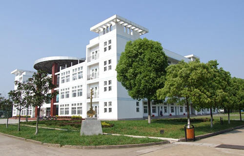 越西縣河東鄉中學