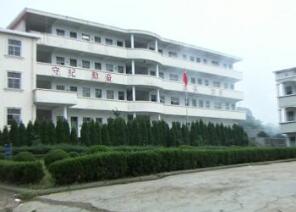 永川市石竹鎮初級中學校