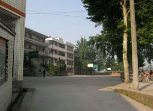 綿陽市游仙區建華鄉初級中學