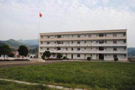 桐梓縣官倉鎮太平中學