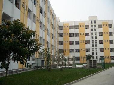廣漢市南興鎮中學