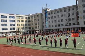 都江堰市蒲陽鎮中學