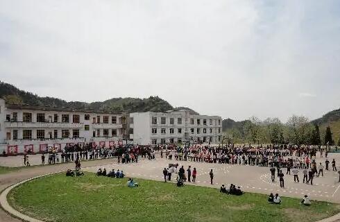 敘永縣摩尼鎮中學