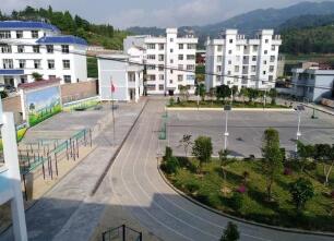 麻栗坡縣猛硐鄉中學