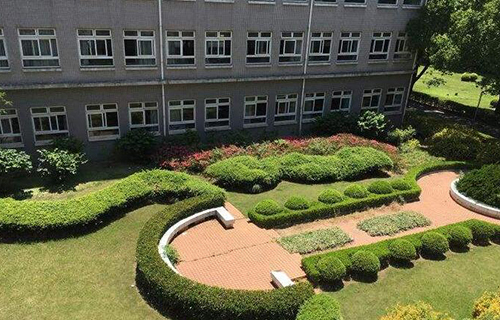 大石橋市呂王鎮中學