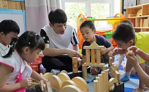 初中畢業可以讀幼師專業的學校嗎?