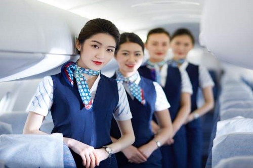 貴州航空學校的空乘專業費用多少？