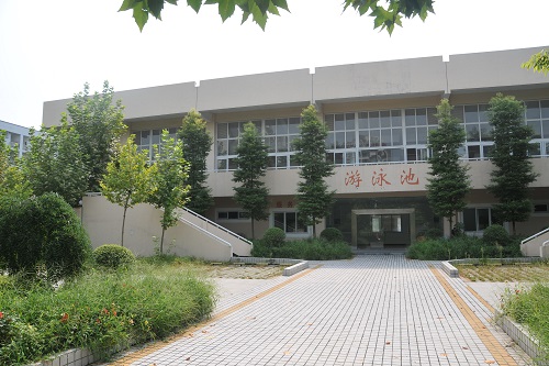 成都市工業學校2021年學費多少錢