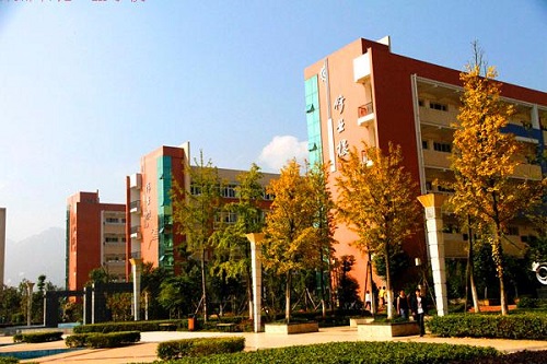 報考重慶南川隆化職業中學校,要滿足哪些報名條件