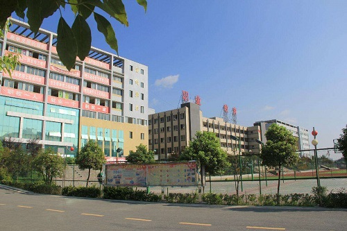 重慶統景職業中學網站網址是什么