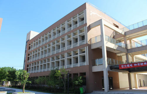 貴陽電子職業學校開設的計算機平面設計專業如何