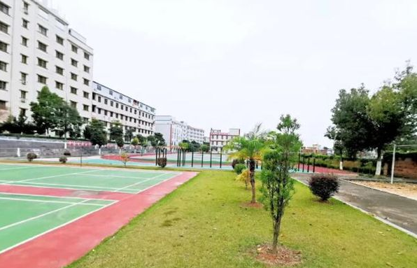 隴南市衛生學校