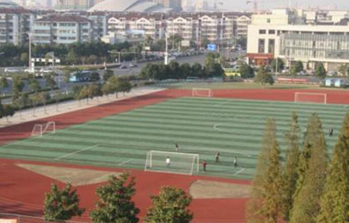 靈川縣職業中等專業學校宿舍條件如何