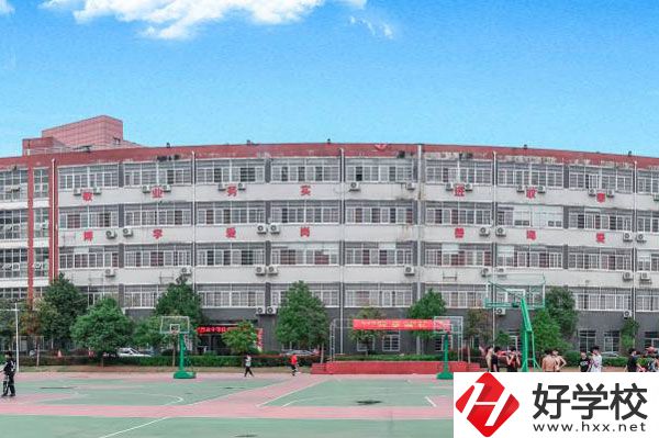 長沙中部鐵路航空中等職業學校怎么樣？專業有哪些？