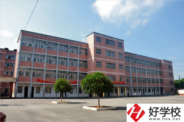 寧鄉市瀟湘職業中專學校有什么特色專業？