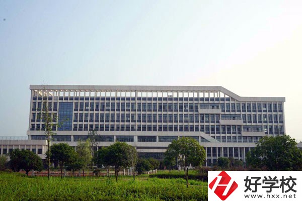 益陽職業技術學院（中職部）的招生代碼是多少？學校好不好？