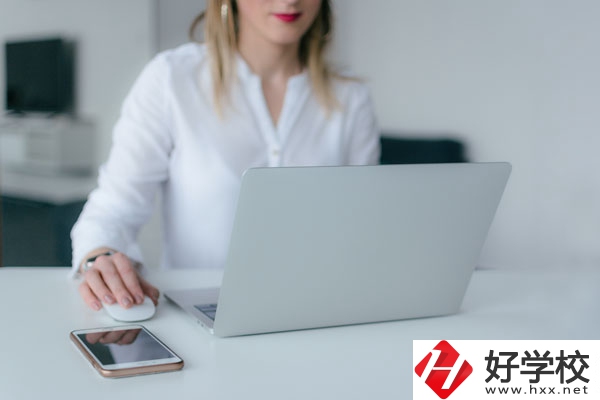 在長沙讀技校，哪些專業比較有發展前途?