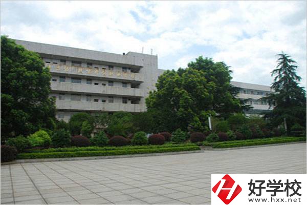 郴州市第一職業中專的招生專業有哪些？就業前景好嗎？