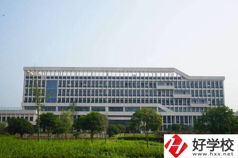 益陽職業技術學院教學樓
