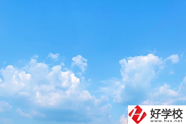 湖南石油化工技工學校教育水平怎么樣？從這三點來判斷