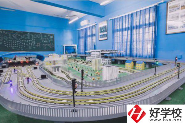 株洲軌道交通職業技術學校位置在哪里？乘車路線有哪些？