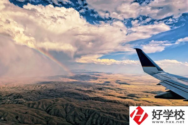 桂東縣職業教育中心報名要求有哪些？學費貴嗎？