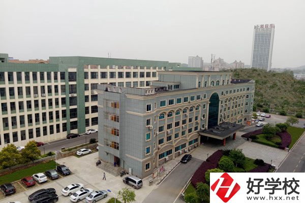 婁底技校的收費是多少？有補貼政策嗎？
