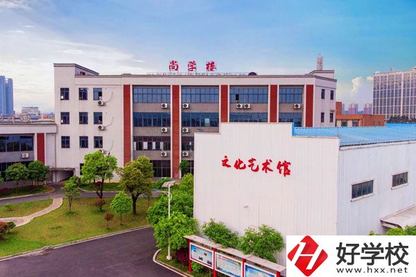 郴州市榮豐學校是職高還是普高？有什么辦學特色？
