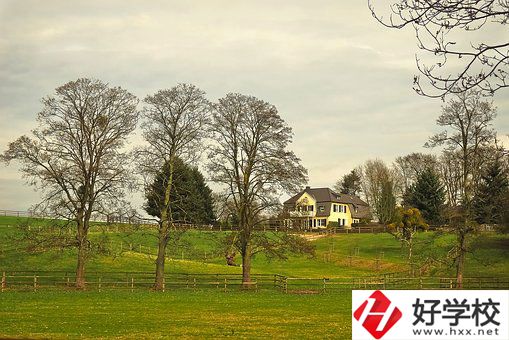 想學民族音樂與舞蹈？湘西州的這所中職學?？梢钥纯?></a></div>
            <dt><a href=