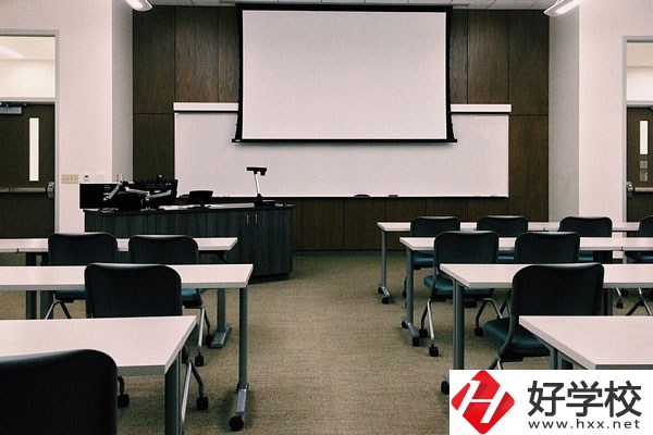 吉首大學師范學院怎么樣？環境好不好？