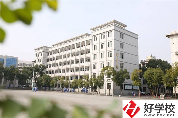 益陽有五年制幼師學校嗎？當幼師有前途嗎？