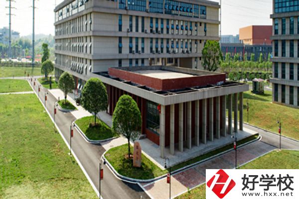 想要在株洲讀中專學校，可以去這所學校