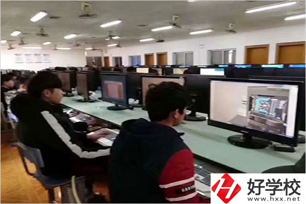 攸縣求實職業學校實訓室