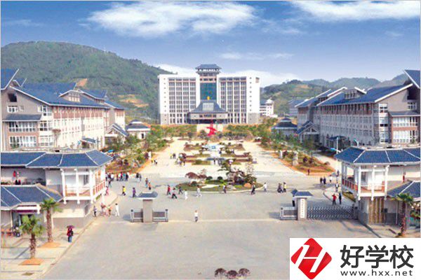 湘西初中畢業除了高中還能讀什么學校？