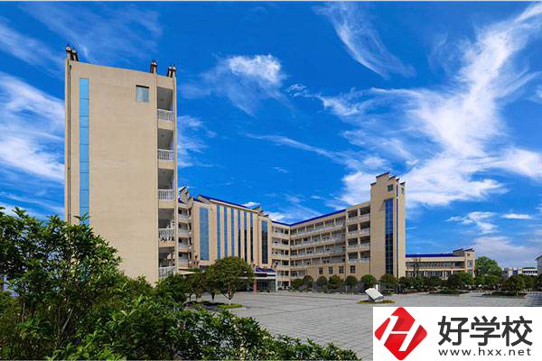 永州市工商職業中等專業學校的特色專業有哪些？