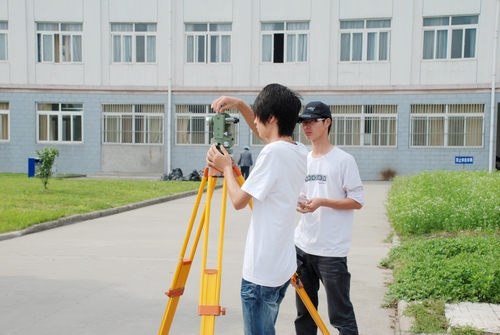 天津哪里可以學建筑工程技術專業？