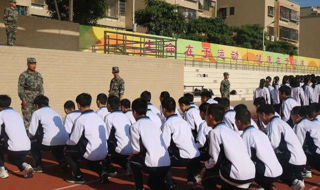 惠安職業中專學校新生軍訓3