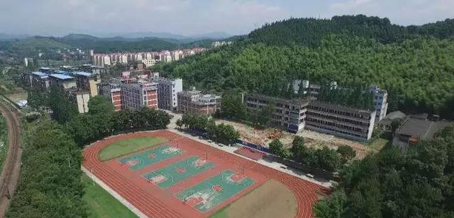邵武職業中專學校校園全景