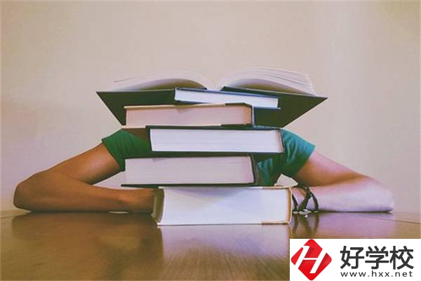 湖南參加中考對選職校的重要性，怎么才能選到好學校？