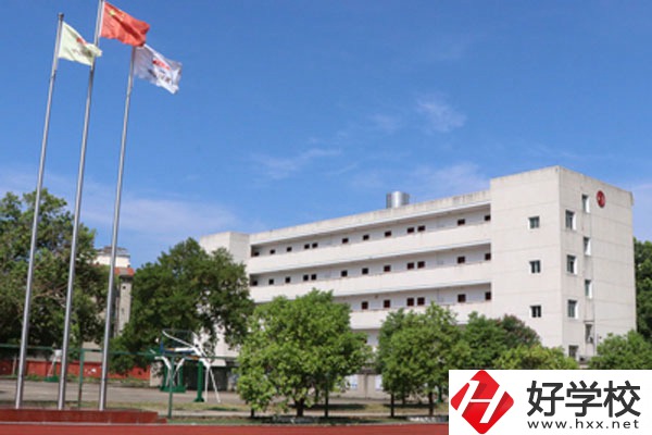 湘潭鐵路工程學校是職校嗎？師資力量怎么樣？
