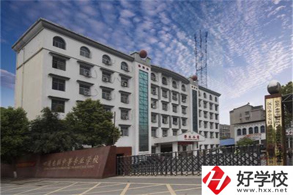 益陽有哪些計算機職校？專業就業前景怎么樣？