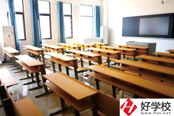 湖南省陶瓷技師學院開設了哪些特色專業？