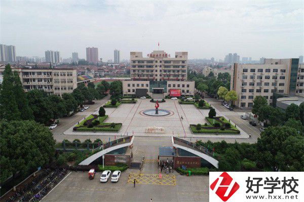 在湖南學UI可推薦哪些中職？學校就業如何？